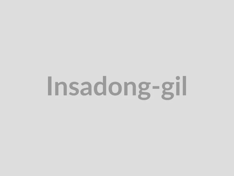 Insadong-gil